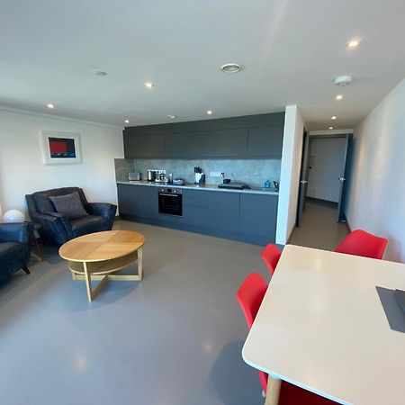 2 The View Apartments Ilfracombe - Seafront, Parking, Lift, Ev Exterior photo