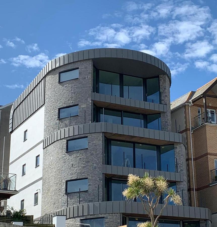 2 The View Apartments Ilfracombe - Seafront, Parking, Lift, Ev Exterior photo