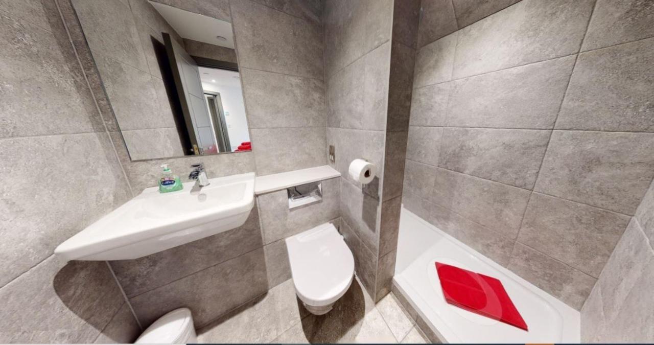2 The View Apartments Ilfracombe - Seafront, Parking, Lift, Ev Exterior photo