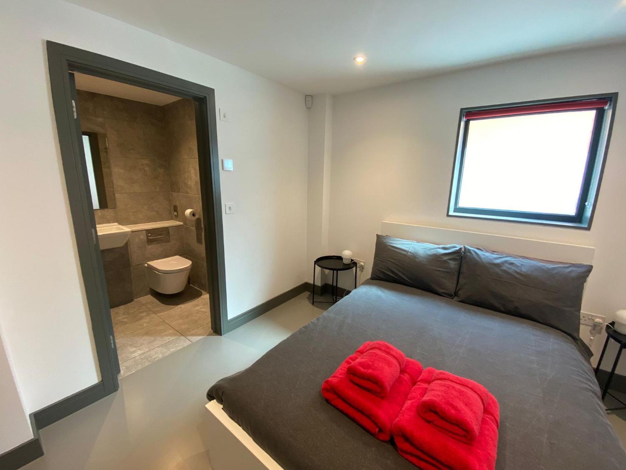 2 The View Apartments Ilfracombe - Seafront, Parking, Lift, Ev Exterior photo